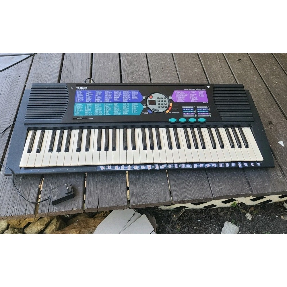 Vintage Yamaha PSR 185 Advanced Wave Memory Portable Keyboard Piano 61 Keys